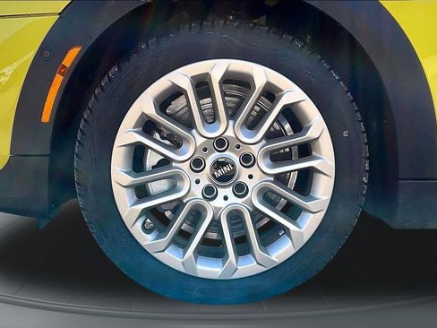 New 2026 MINI Cooper S image 13