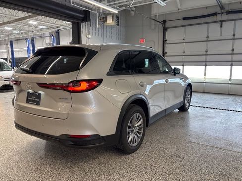 Used 2025 MAZDA CX-90 Plug-In Hybrid w/ Preferred image 5
