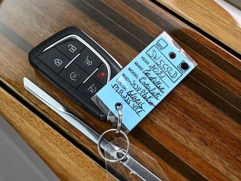 Used 2021 Cadillac Escalade Sport Platinum w/ LPO, ONYX Package image 21