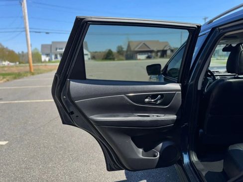 Used 2014 Nissan Rogue SL w/ SL Premium Package AWD/4WD image 12