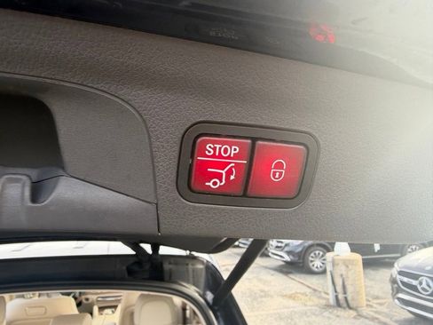 Used 2020 Mercedes-Benz GLE 350 4MATIC image 29