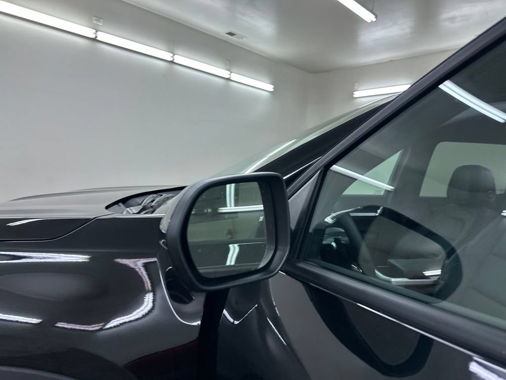 New 2027 GMC Terrain Elevation w/ Elevation Premium Package AWD/4WD image 17