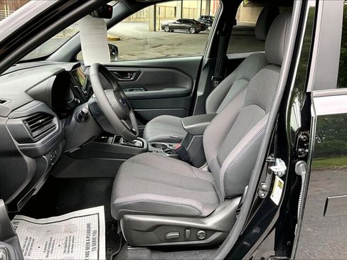 Certified 2025 Subaru Forester Premium w/ Convenience Package #2 AWD/4WD image 15