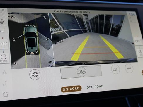 Used 2024 Land Rover Range Rover Sport SE image 25