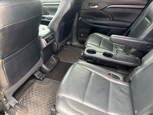 Used 2015 Toyota Highlander Limited AWD/4WD image 43