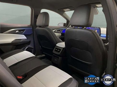 Used 2025 Chevrolet Equinox EV LT w/ Convenience Package image 73