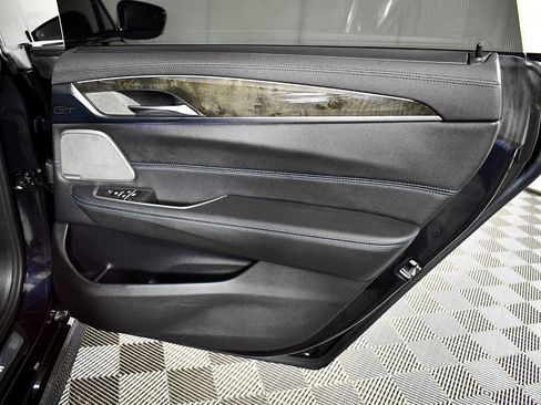 Used 2018 BMW 640i Gran Turismo xDrive w/ M Sport Package image 56