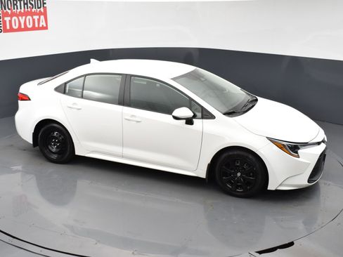 Used 2024 Toyota Corolla LE FWD image 21