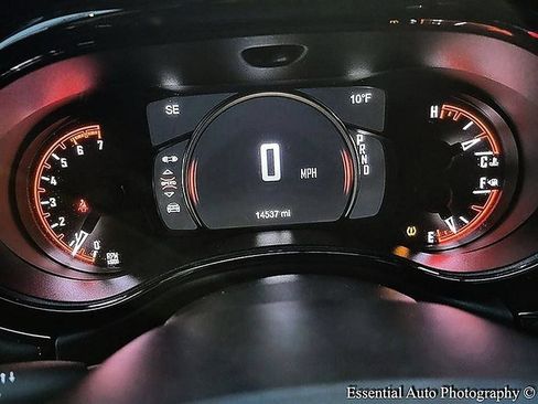 Used 2023 Dodge Durango R/T AWD/4WD image 5