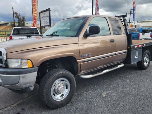Used 2000 Dodge Ram 2500 Truck 4x4 Quad Cab image 1