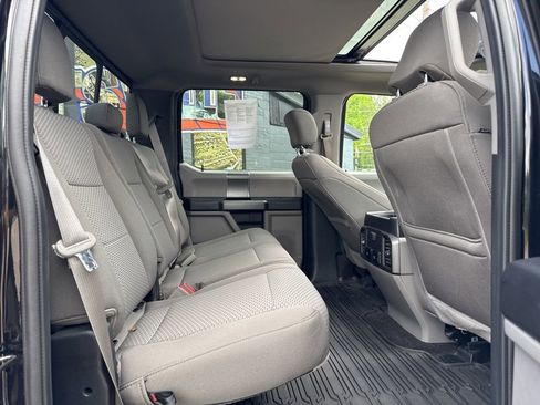 Used 2019 Ford F150 XLT w/ Equipment Group 302A Luxury AWD/4WD image 4
