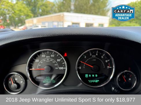 Used 2018 Jeep Wrangler Unlimited Sport S AWD/4WD image 15