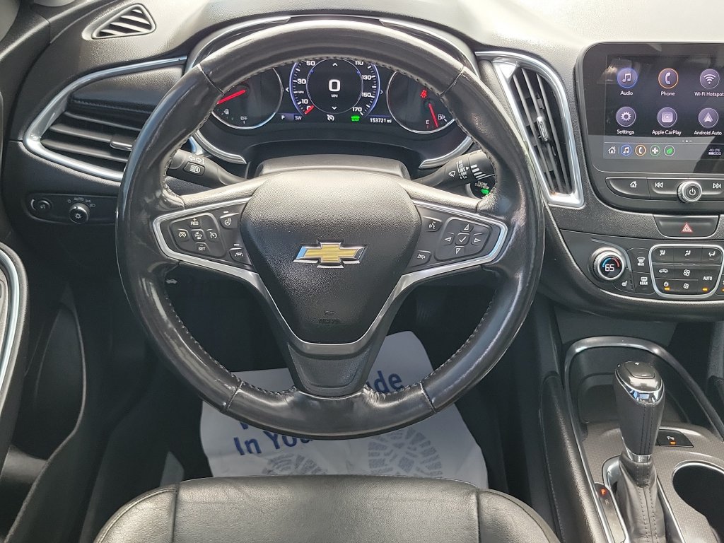 Used 2019 Chevrolet Malibu Hybrid w/ Leather Package FWD image 33