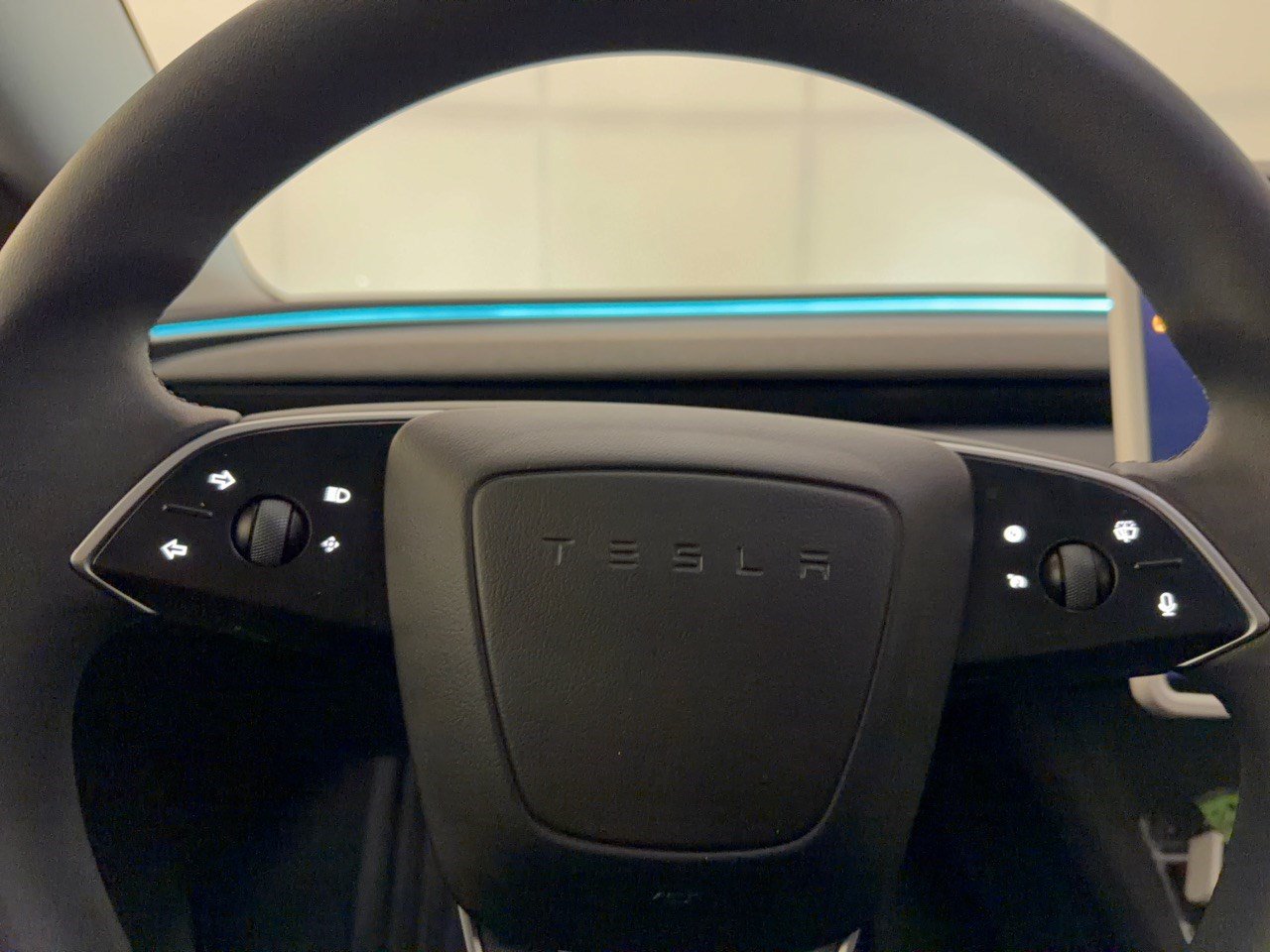Used 2024 Tesla Model 3 Long Range AWD/4WD image 10