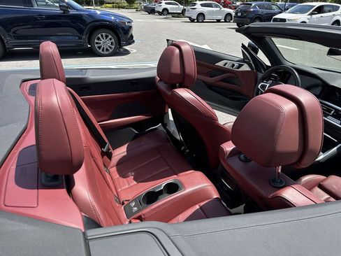 Used 2022 BMW 440i xDrive Convertible w/ Premium Package image 34