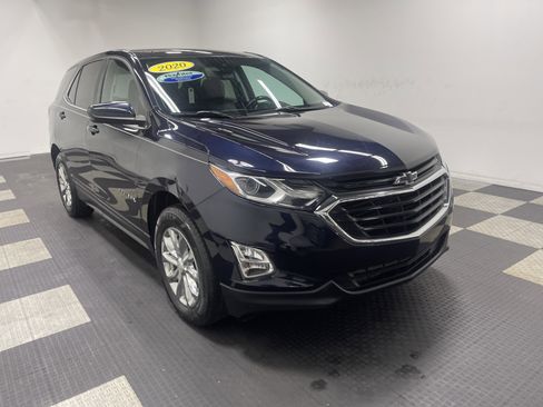 Used 2020 Chevrolet Equinox LT w/ Driver Convenience Package AWD/4WD image 6