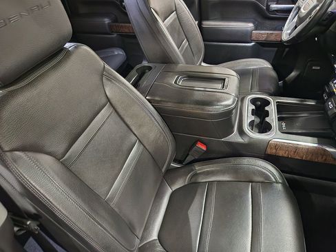 Used 2020 GMC Sierra 2500 Denali w/ Denali Ultimate Package image 34