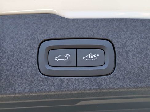 Used 2024 Volvo V60 T8 Polestar image 14