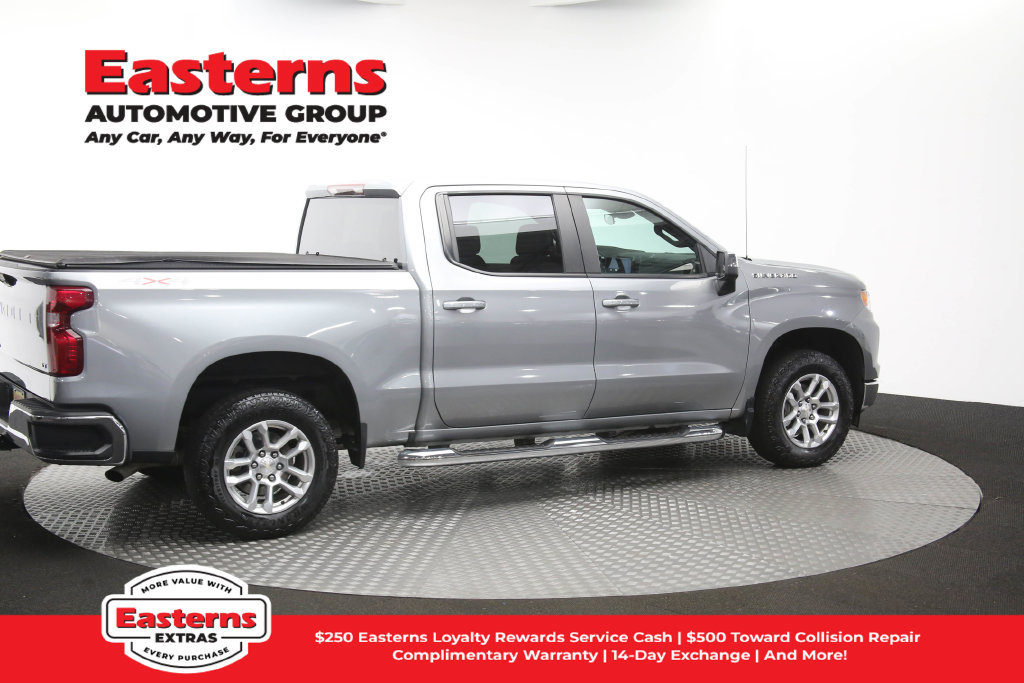 Used 2024 Chevrolet Silverado 1500 LT AWD/4WD image 47