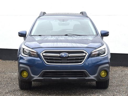 Used 2019 Subaru Outback 3.6R Limited AWD/4WD image 35