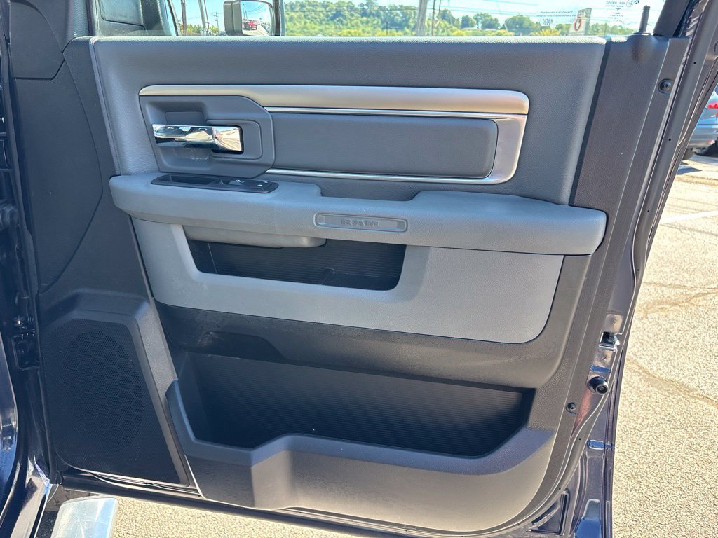 Used 2016 RAM 1500 Lone Star RWD image 45