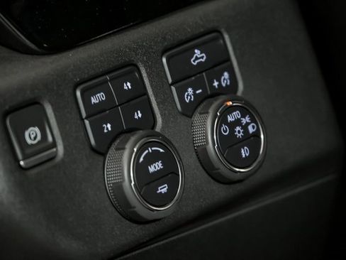 Used 2023 Chevrolet Silverado 1500 RST w/ Z71 Off-Road Package image 15