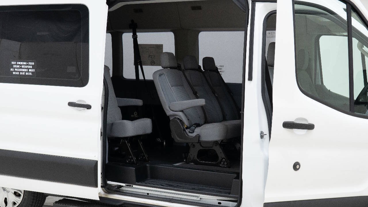Used 2019 Ford Transit 350 XLT RWD image 20