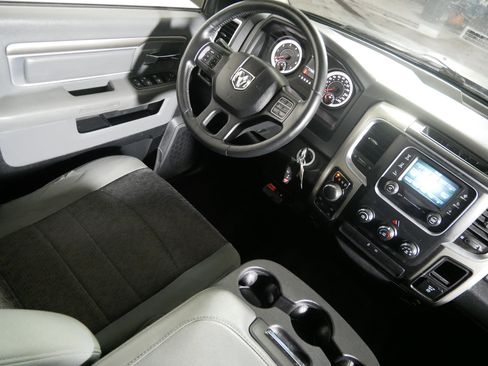 Used 2015 RAM 1500 Big Horn AWD/4WD image 9