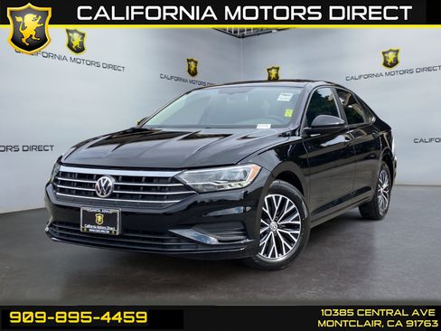 Used 2019 Volkswagen Jetta SE w/ Cold Weather Package image 1