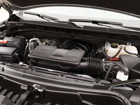 Used 2025 Chevrolet Tahoe RST w/ Comfort Package image 40