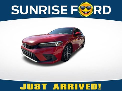 Used 2022 Honda Civic Touring image 1