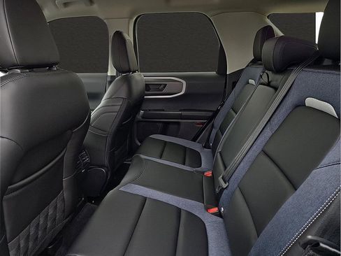 New 2026 Ford Bronco Sport Outer Banks AWD/4WD image 9