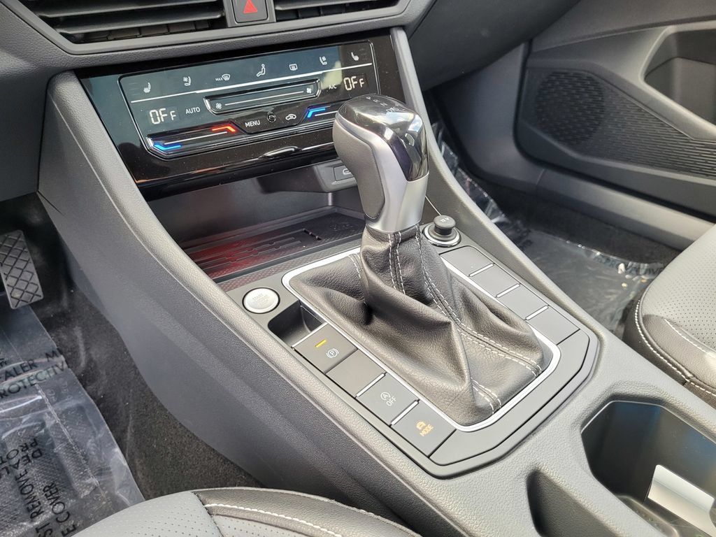 New 2026 Volkswagen Jetta SEL FWD image 20