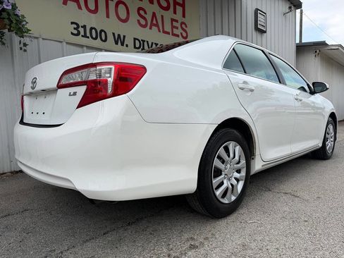 Used 2014 Toyota Camry LE w/ Fleet Convenience Package image 2