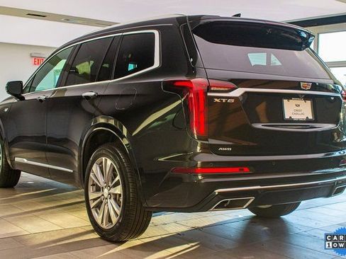 Used 2025 Cadillac XT6 Premium Luxury image 8
