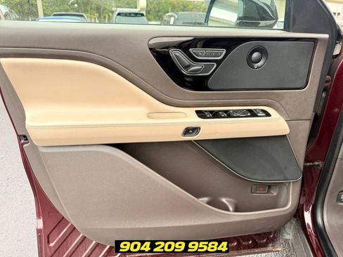 Used 2021 Lincoln Aviator Reserve w/ Class IV Trailer Tow Package AWD/4WD image 22