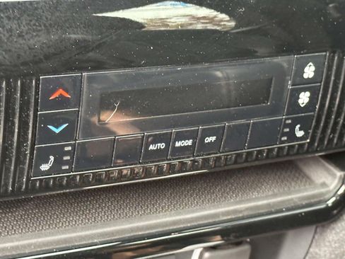 Certified 2022 Jeep Wagoneer Series III w/ Premium Group I AWD/4WD image 22