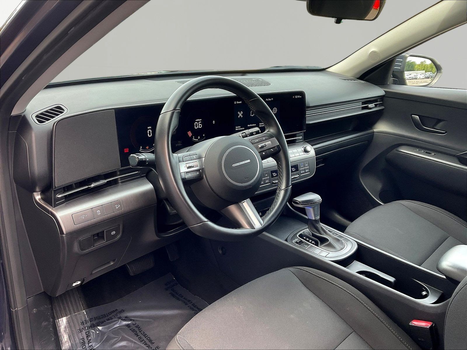 Used 2025 Hyundai Kona SEL AWD/4WD image 17