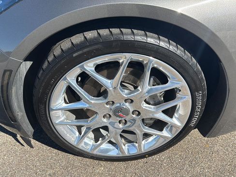 Used 2015 Chevrolet Corvette Stingray Convertible w/ 2LT Preferred Equipment Group RWD image 9