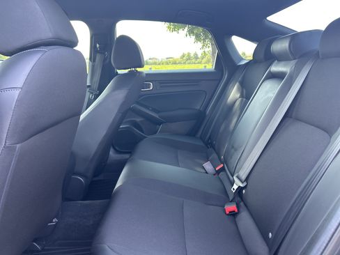 Used 2025 Honda Civic Sport image 26