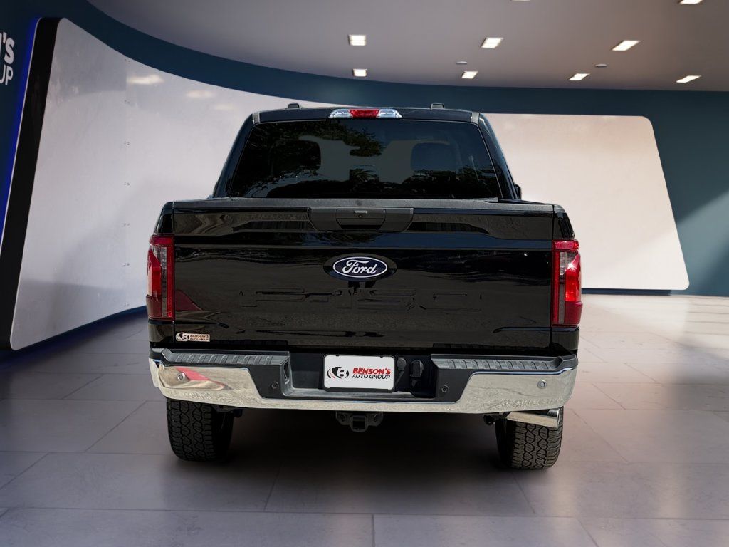 Used 2025 Ford F150 XLT w/ Equipment Group 301A Standard AWD/4WD image 4