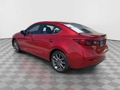 Used 2018 MAZDA MAZDA3 Touring image 6