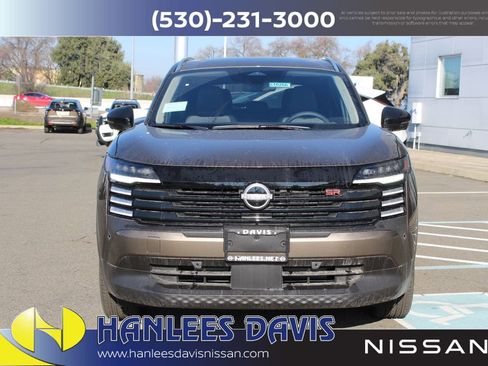 New 2026 Nissan Kicks SR w/ SR Premium Package image 4