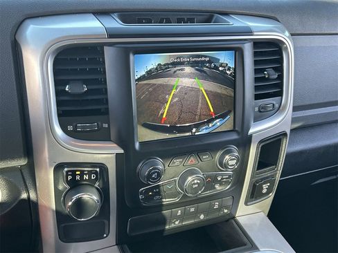 Used 2020 RAM 1500 Classic SLT w/ Luxury Group image 23