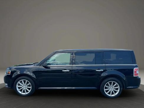Used 2019 Ford Flex Limited w/ Equipment Group 301A FWD image 4