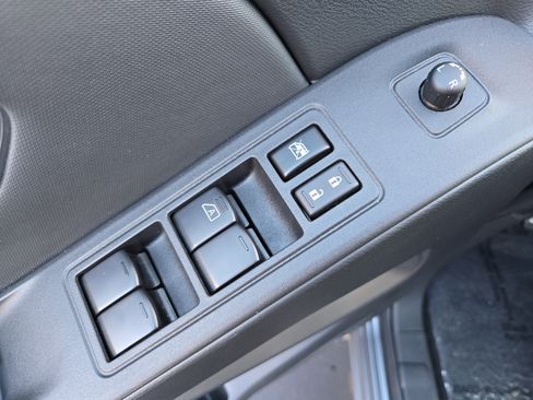 Certified 2024 Nissan Frontier SL w/ Technology Package image 15