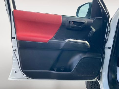 Used 2020 Toyota Tacoma SR5 image 16