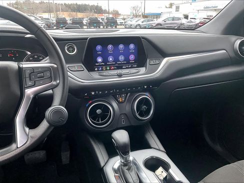 Used 2022 Chevrolet Blazer LT image 17