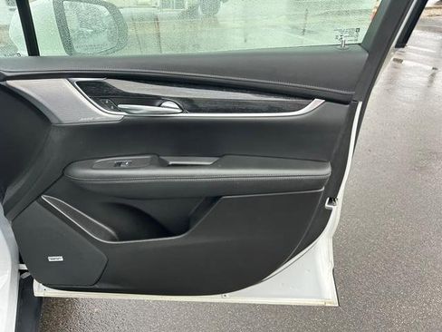 Used 2021 Cadillac XT5 Premium Luxury image 24