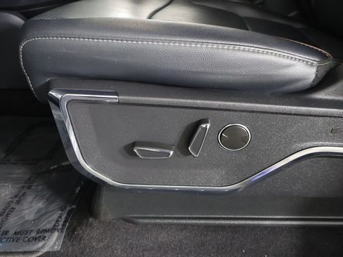 Used 2023 Ford F150 Lariat w/ Equipment Group 502A High AWD/4WD image 33